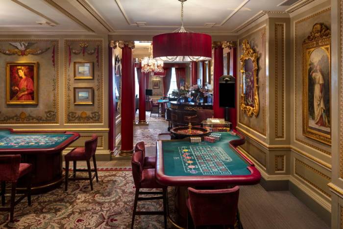 Crown London Aspinalls Casino