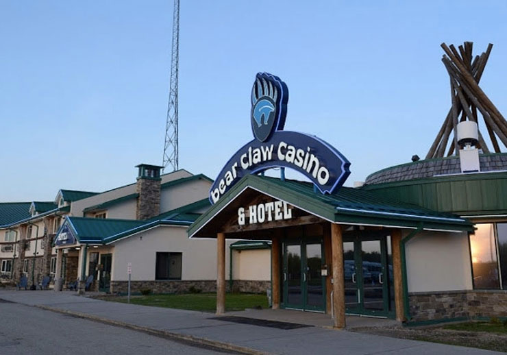 Bear Claw Casino & Hotel, Carlyle
