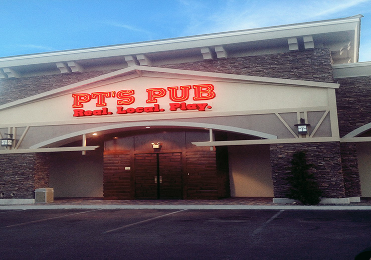 PT's Pub & Casino Tropicana & Fort Apache, Las Vegas
