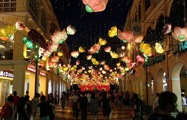 Avenida Almeida Ribeiro Shopping Macao