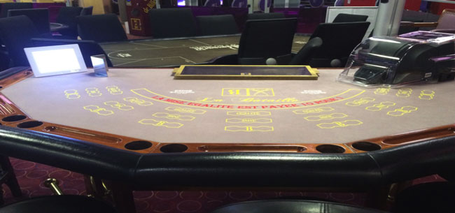 gaming-tables-boulogne-casino.jpg