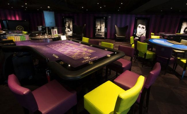 gaming-tables-joa-antibes.jpg