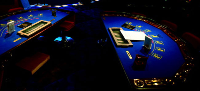gaming-tables-pleneuf-casino.jpg