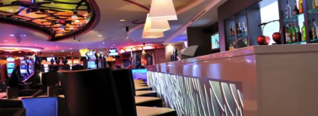 lounge-bar-divonne-les-bains.jpg