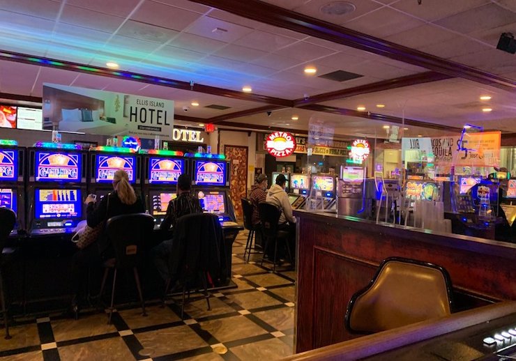 Las Vegas Ellis Island Casino Hotel & Brewery