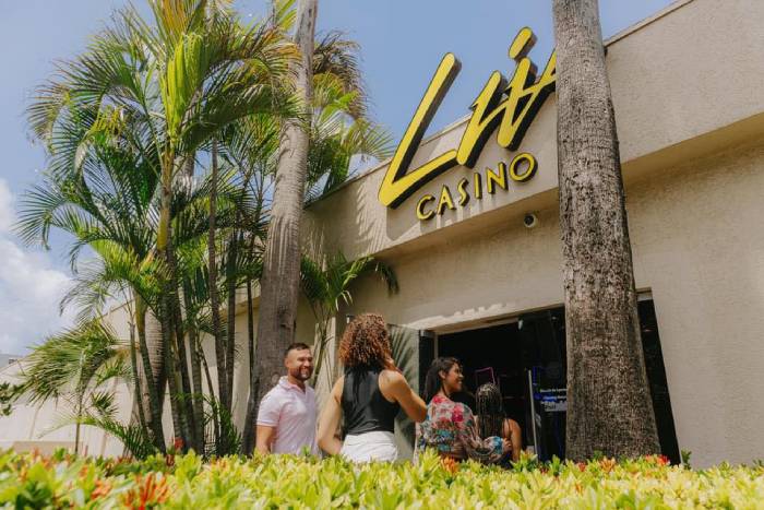 Liv Casino at Barcelo Aruba, Palm Beach