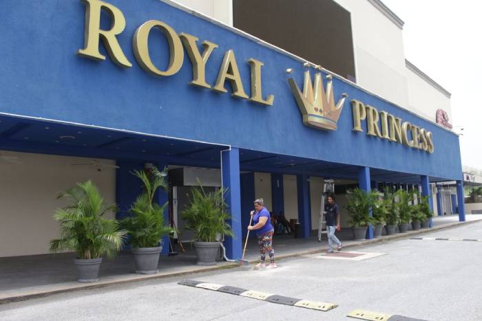 Royal Princess Casino, San Fernando