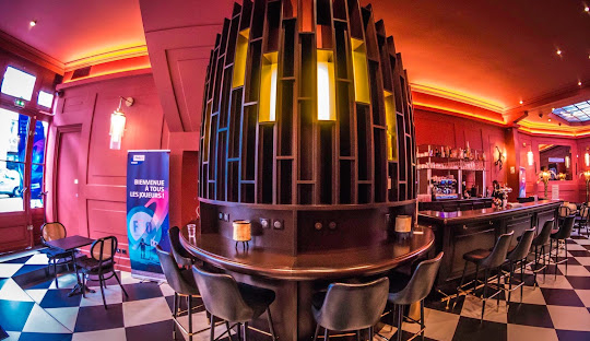 Casino Club MontMartre, Paris