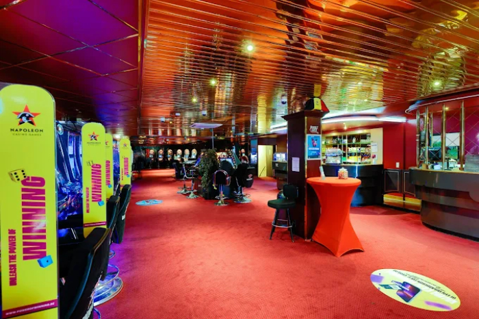 Napoleon Casino, De Panne Zeelaan