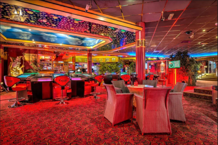 Circus Casino, Braine