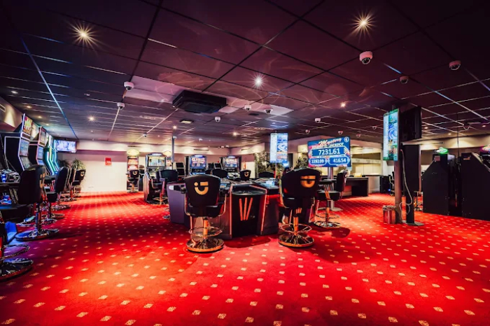 Circus Casino, Le Bizet