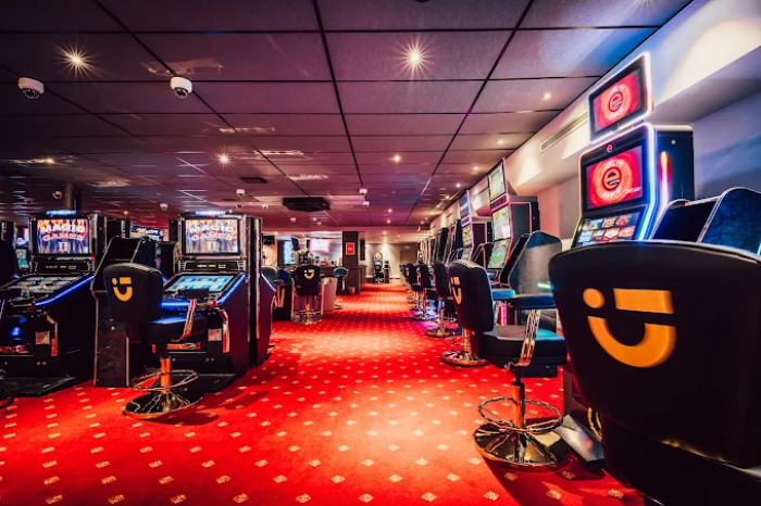 Circus Casino, Le Bizet