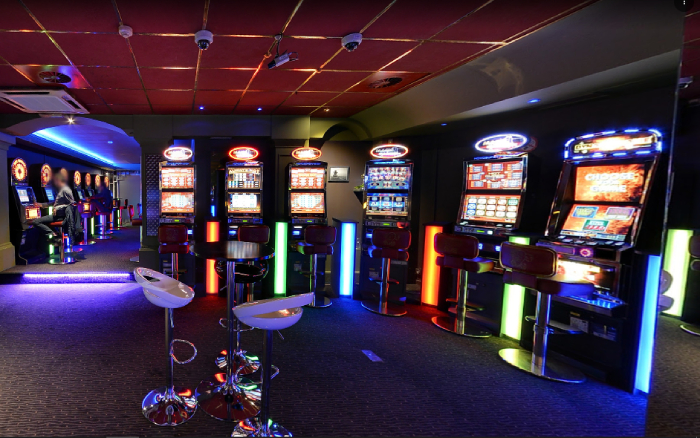 Circus Casino, Longdoz