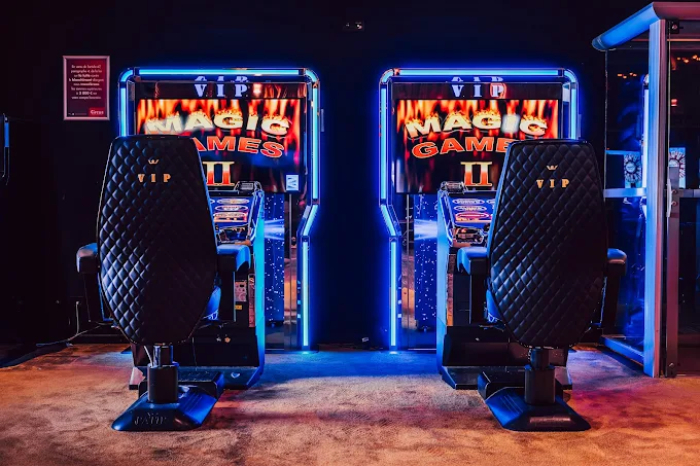 Circus Casino, Marche