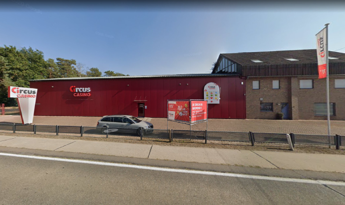 Circus Casino, Mol