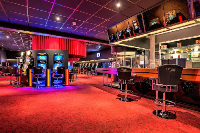 Circus Casino, Pecq