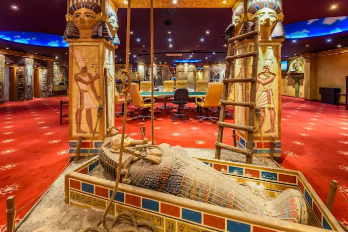 Finix Hotel & Casino, Kulata