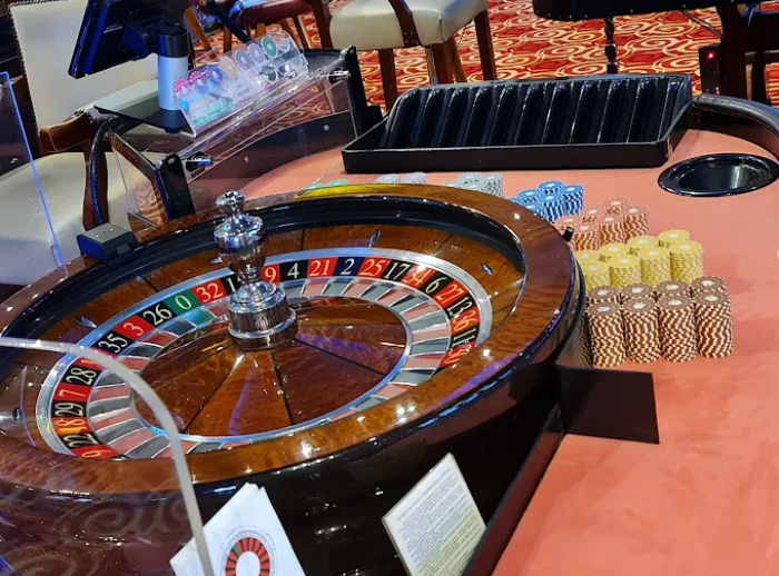 Finix Hotel & Casino, Kulata