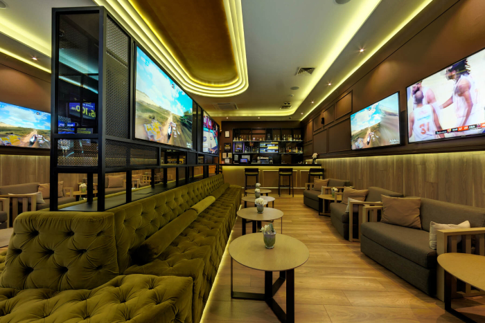 efbet Casino, Pavel Banya