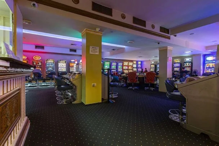 Luckia Casino, Pula