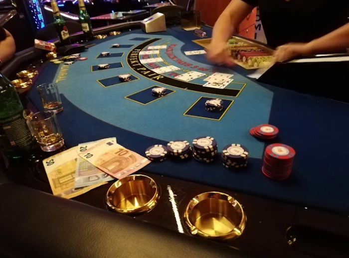 Casino & Hotel ADMIRAL, České Velenice​
