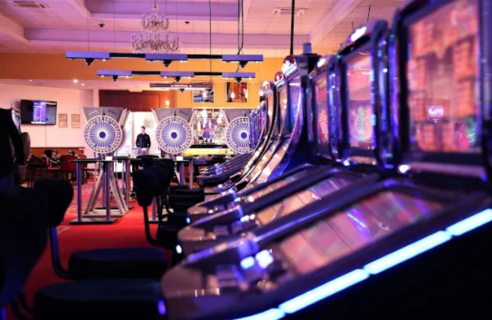 Casino & Hotel ADMIRAL, České Velenice​