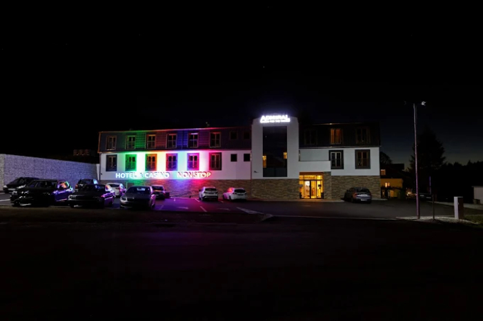 Casino & Hotel ADMIRAL, Strážný