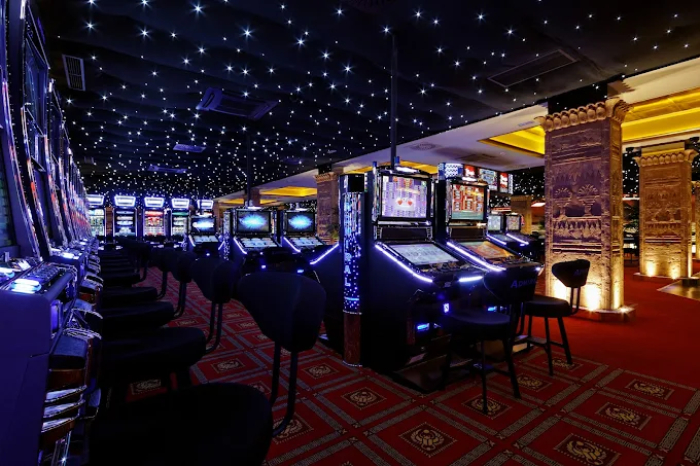 Casino & Hotel ADMIRAL, Strážný