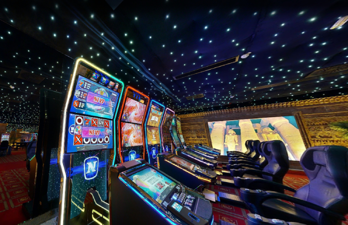 Casino ADMIRAL, Holubice
