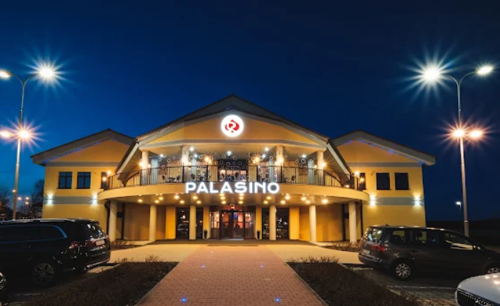 Palasino, Dolní Dvořiště