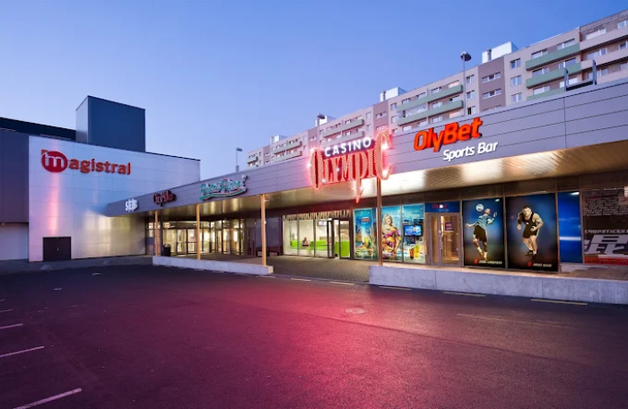 Olympic Casino, Magistral