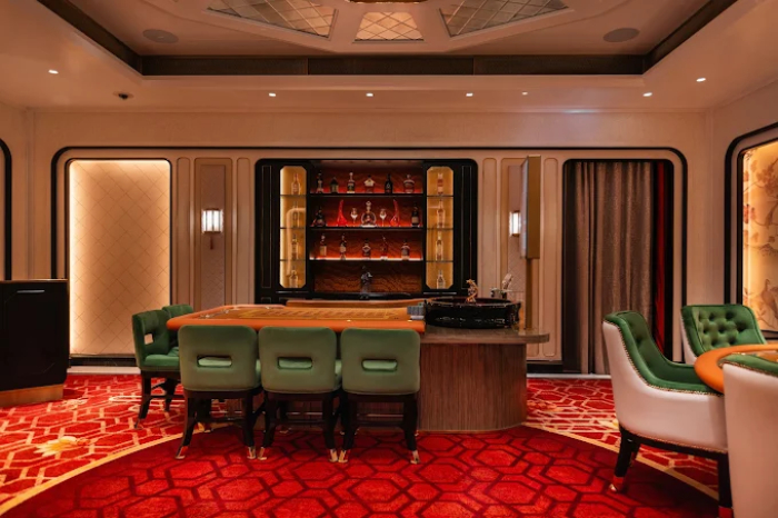 Bombay Club, Tallinn