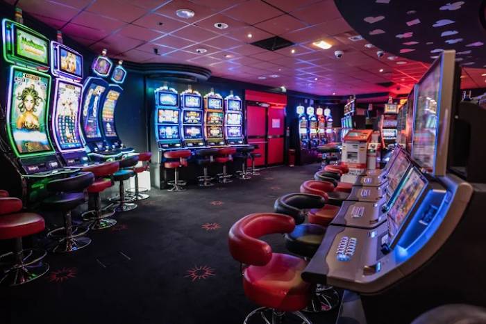 Circus Casino, Carnac