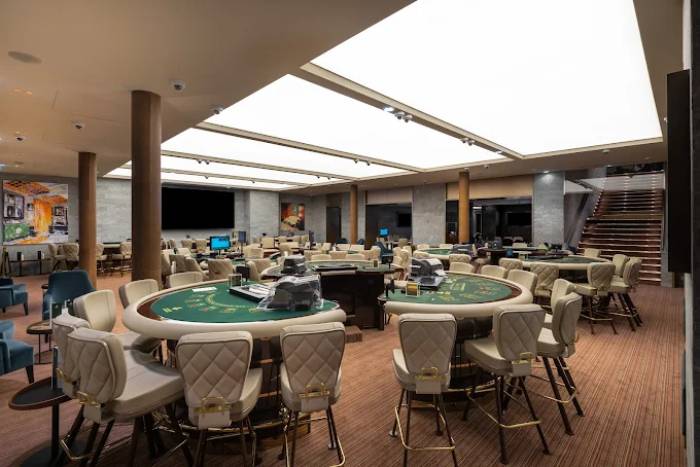 Club Pierre Charron Casino, Paris