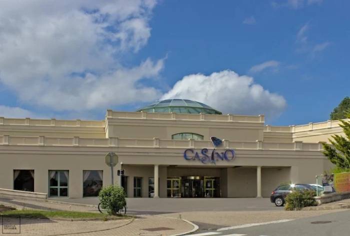 Golden Palace Casino, Noirétable