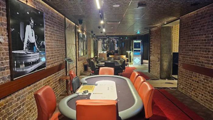 Club Barrière, Paris