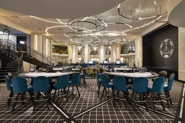 Club Elysées, Paris