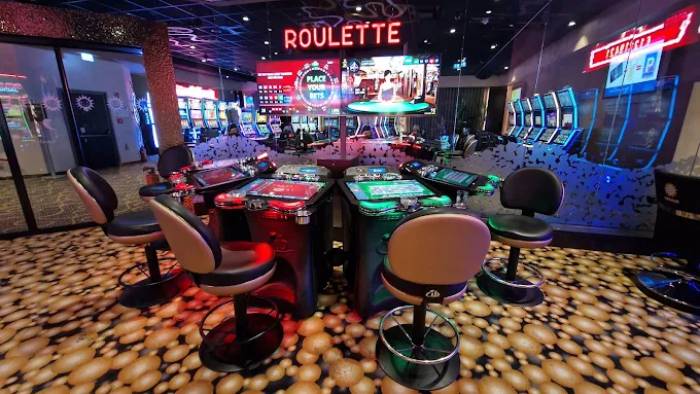 Merkur Spielbank, Halle