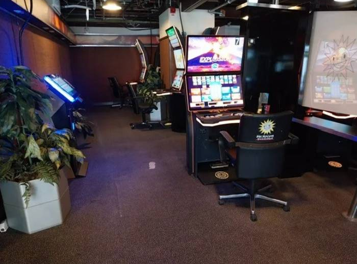 MERKUR Casino SPIELHALLE, Leverkusen