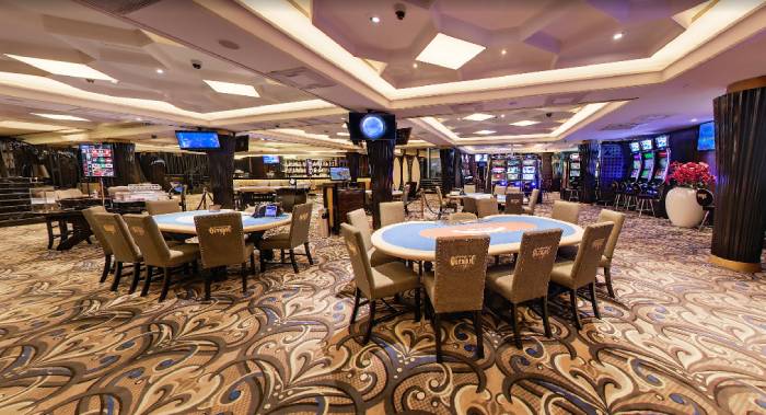 Olympic Casino, Donelaitis