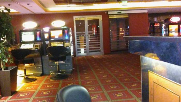 Admiral Club Savanorių, Vilnius