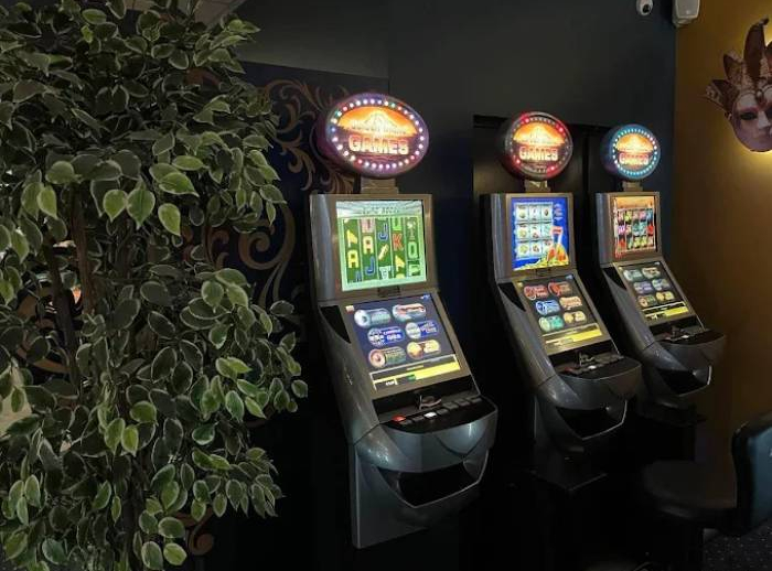 TOPsport Betting and Casino Salon Savanorių, Kaunas