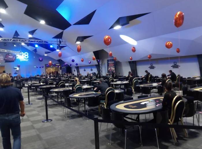 Casino Malta, San Ġiljan