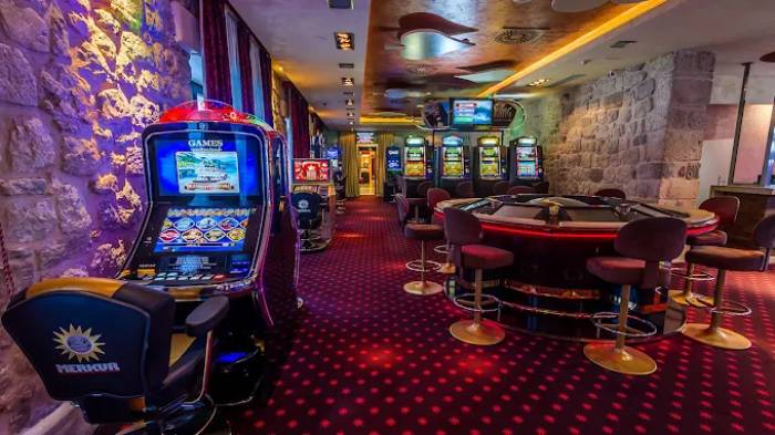 Automat Cub Admiral Cattaro, Škaljari