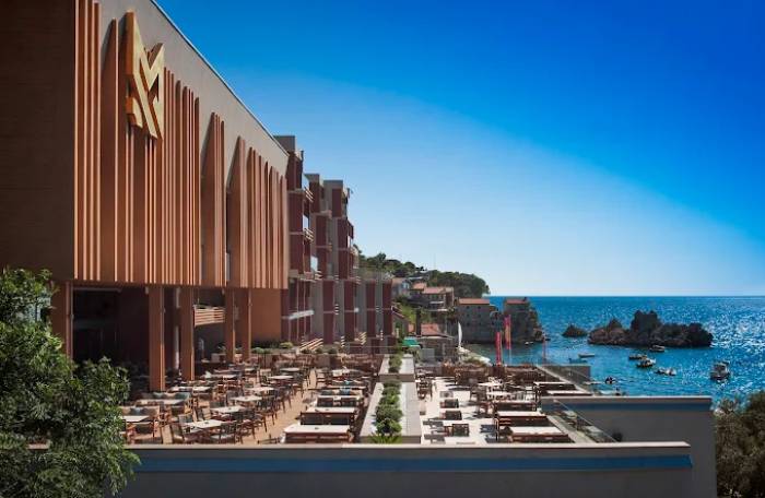 Maestral Resort & Casino, Przno