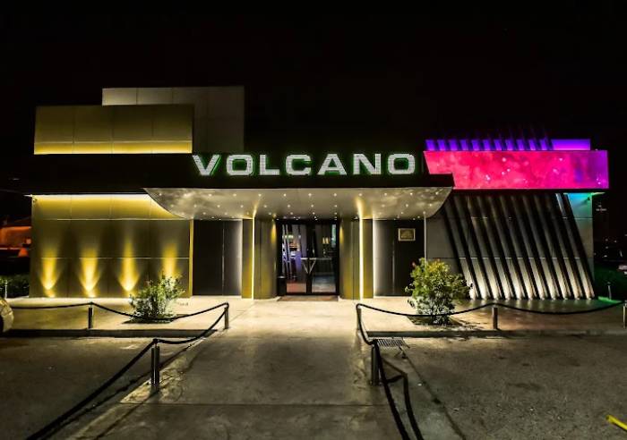 Volcano Casino bb Trg Golootočkih Žrtava, Podgorica