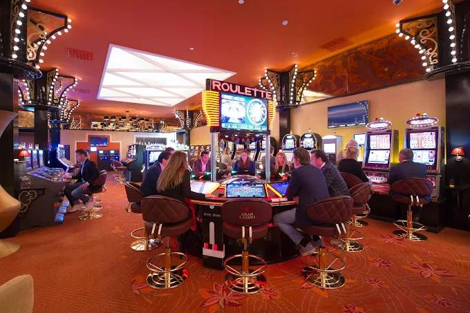 Circus Gran Casino, Tiel