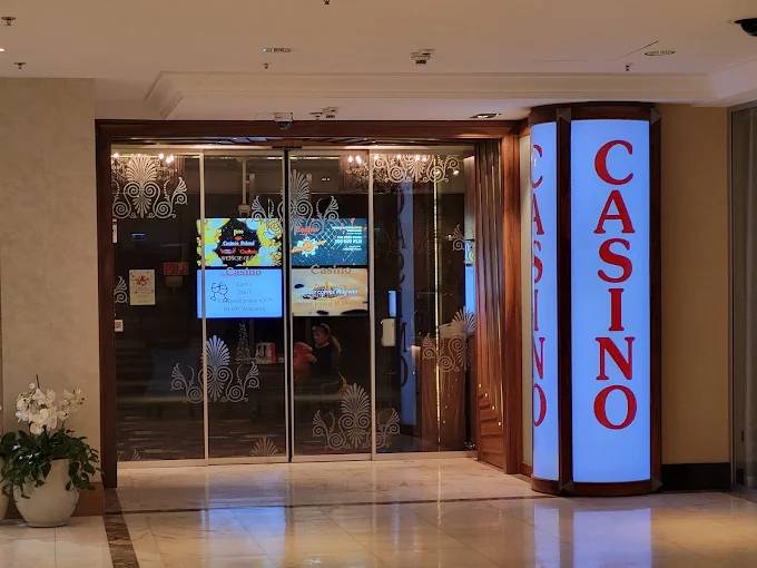 Casino Poland &Marriott Hotel
