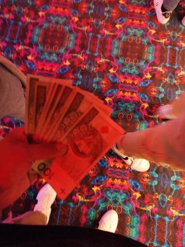 Win Casino, Sarski Krakow