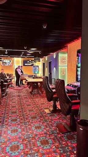 Win Casino, Sarski Krakow